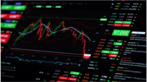 特朗普贸易关税担忧渐起 集装箱运输巨头集体下挫